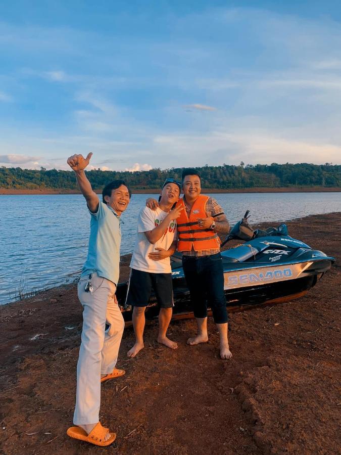 Bobbyfarm Lägenhet Gia Nghia Exteriör bild
